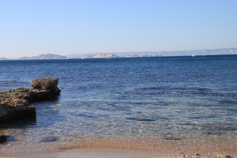 plage de la pointe rouge où se baigner à marseille
