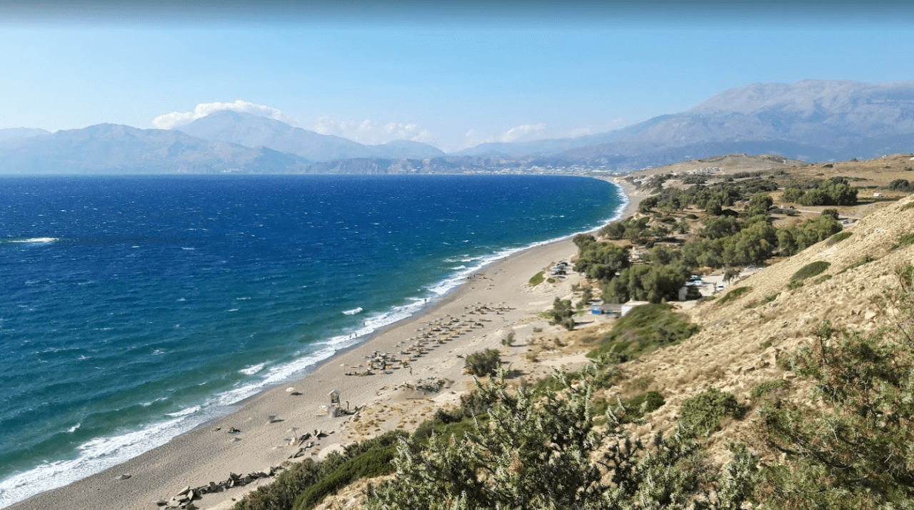 plage de kommos vegetation point de vue naturisme en grèce