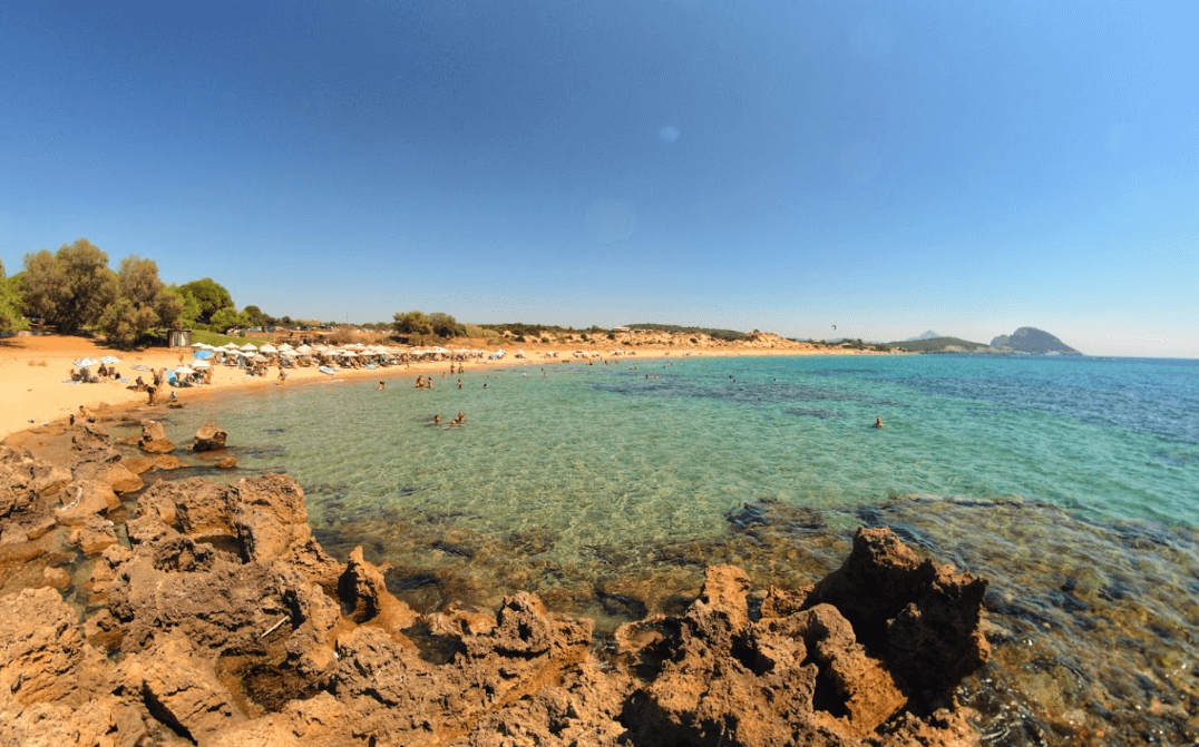 plage de romanos naturisme en grèce