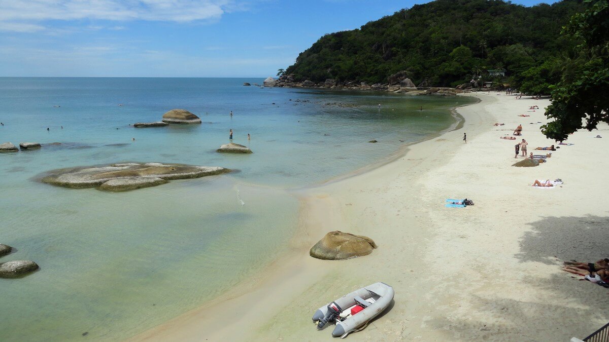 silver beach bateaux rochers plages de koh samui