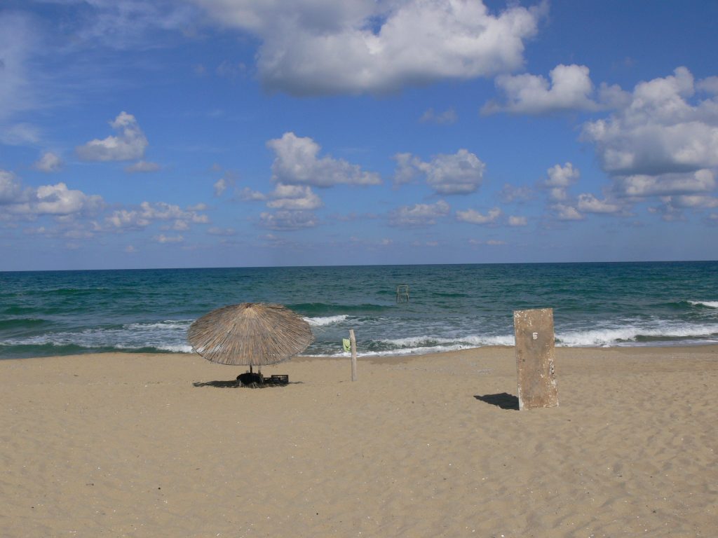 Irakli Beach figure sur la liste des 8 plus belles plages de Bulgarie, à cause de sa magnifique étendue de sable doré et ses eaux turquoise.