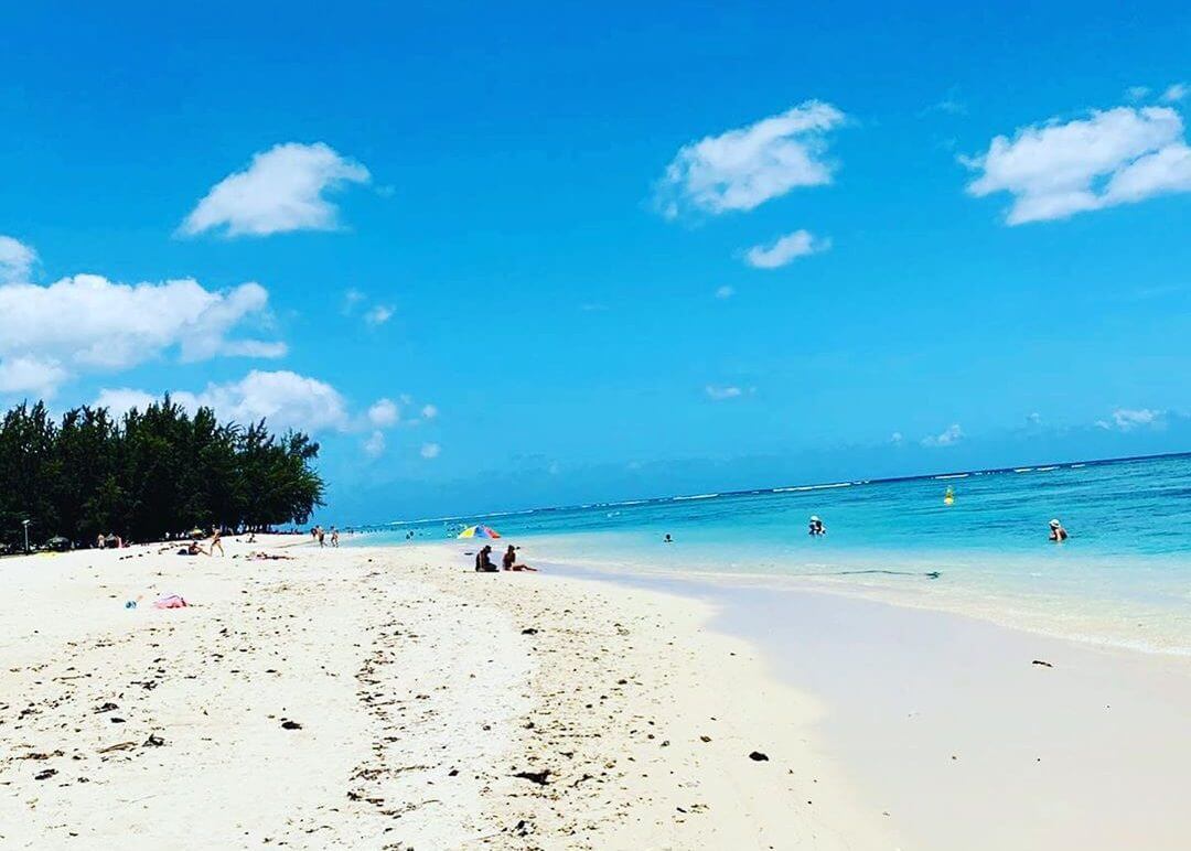 plage sable blanc Trou aux Biches