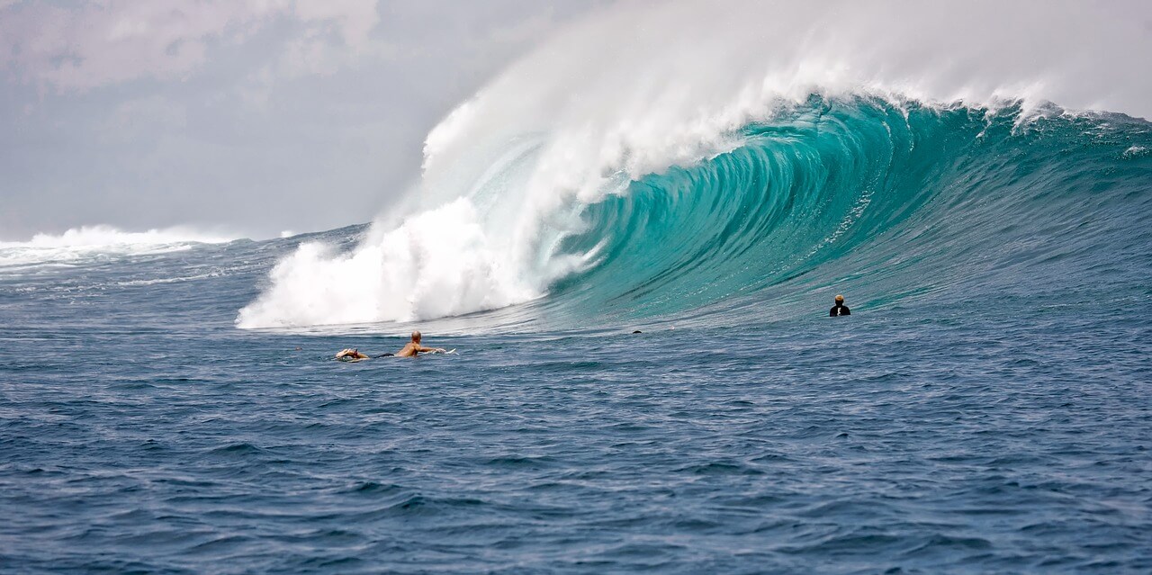 Surf en Guadeloupe les 8 meilleurs spots et meilleures périodes