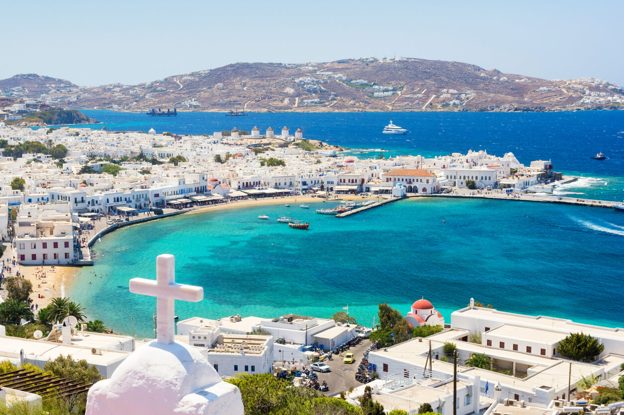 Peut On Se Baigner En Grece En Avril Température de la Mer en Avril à Mykonos : Où se Baigner en Avril 2023 ? |  CaBaigne.net