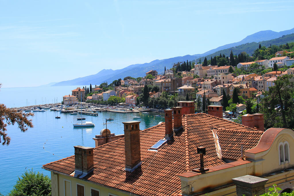 Température de la mer en novembre à Opatija - Se baigner ...